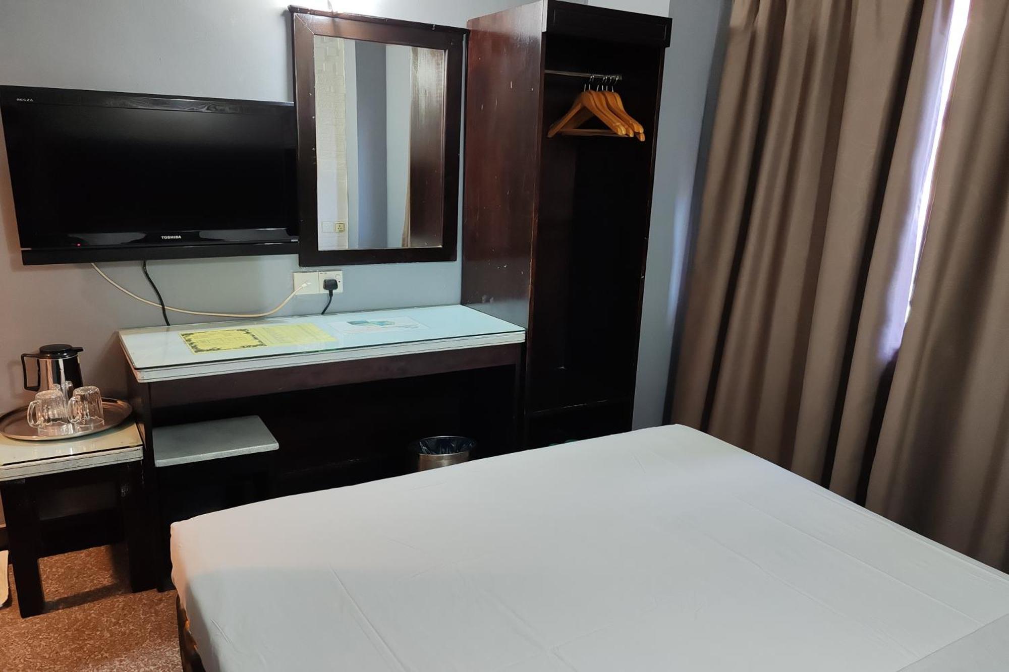 Hotel Sri Пучонг Екстер'єр фото