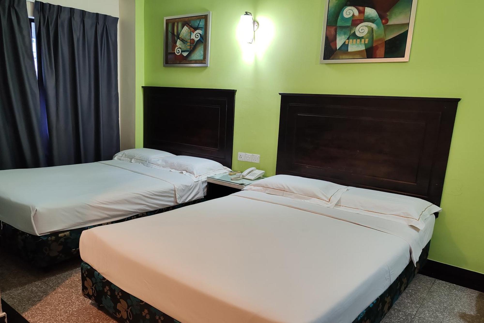 Hotel Sri Пучонг Екстер'єр фото